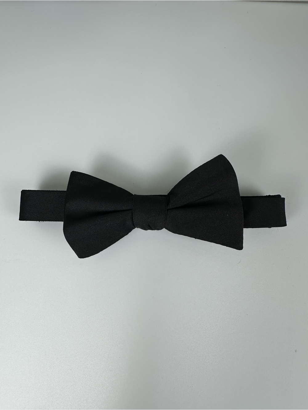 Express Black Men's Bow Tie